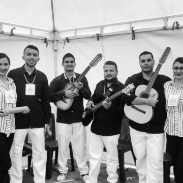 Grupo Blanco y Negro